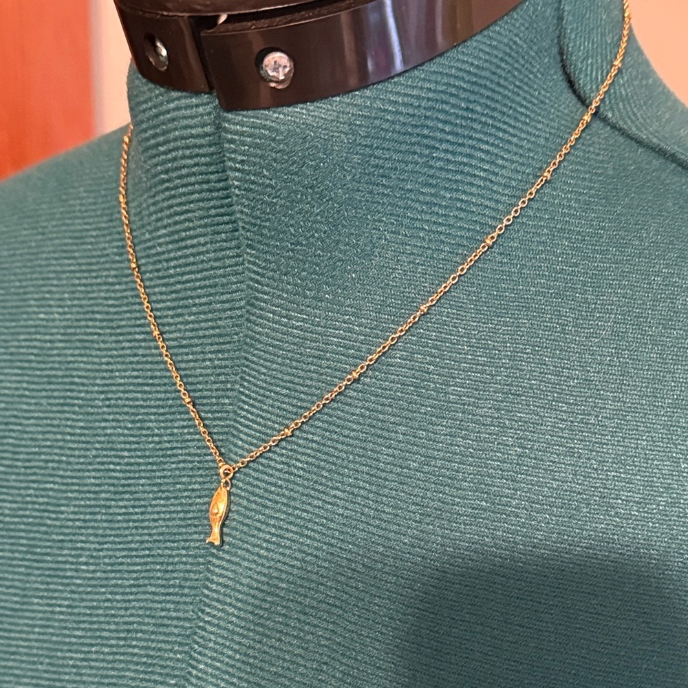 Sardine Pendant Necklace - Picture 4 of 7